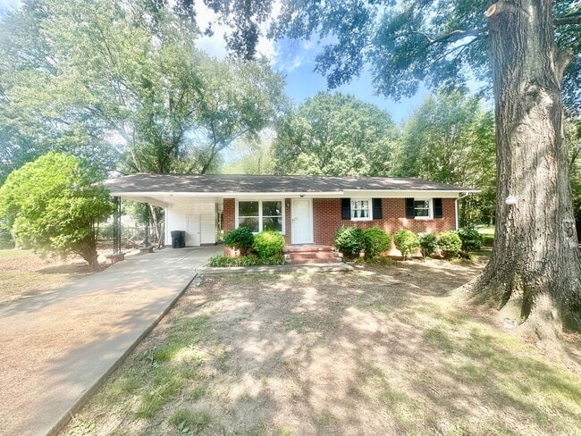 Building Photo - 1644 Nicholson Ave