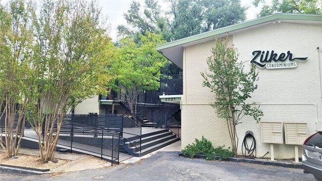 Photo - 2021 Bluebonnet Ln Condo Unit 105
