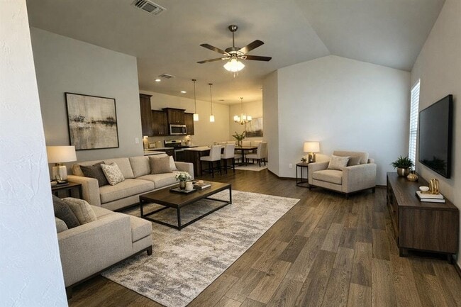 Building Photo - 2417 Northcreek Ln