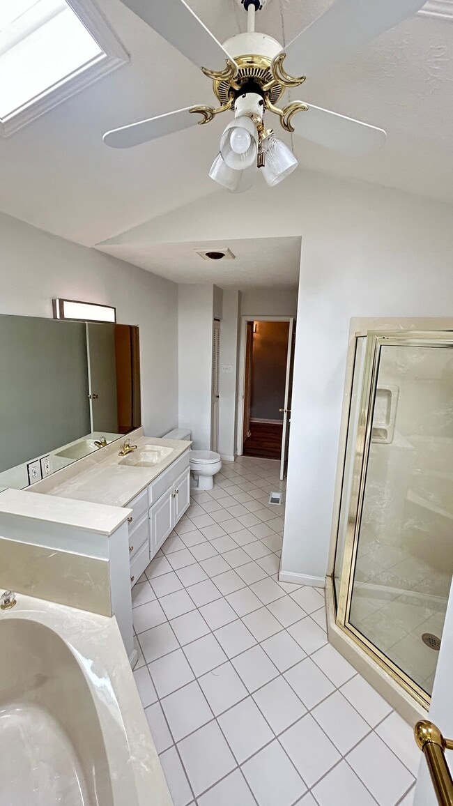 Photo - 2518 Savannah Rd