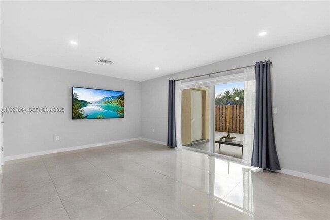 Photo - 8443 SW 137th Ave