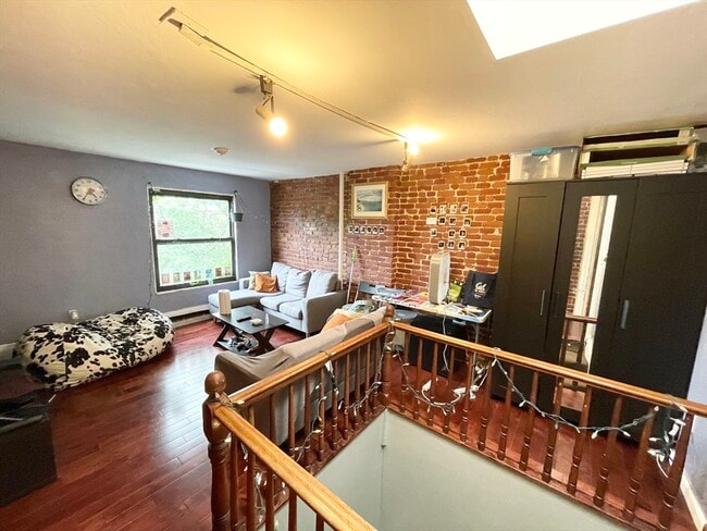 Photo - 86 Hammond St Unit 2