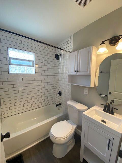 Photo - 236 W Kanawha Ave