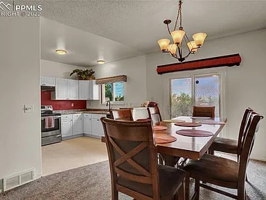 Photo - 657 Loomis Ave