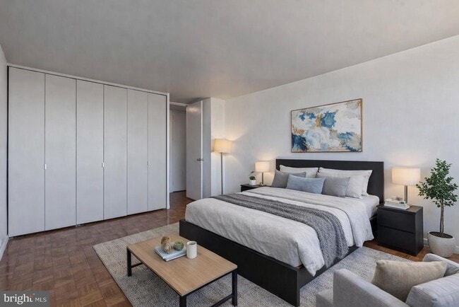 Photo - 4000 N Charles St Unit 905