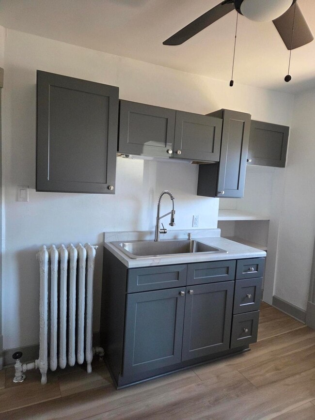 Cocina - 1548 S 80th St