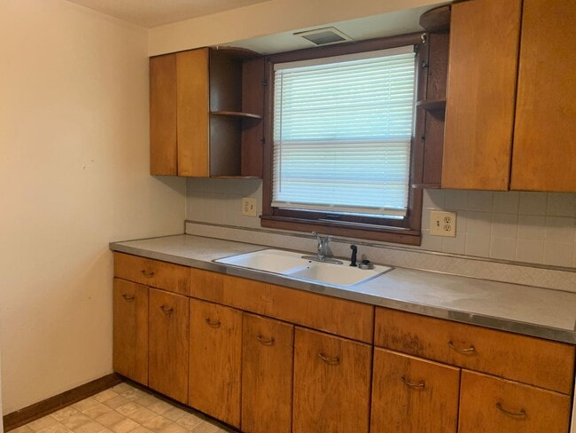 808 Roosevelt St Unit 3