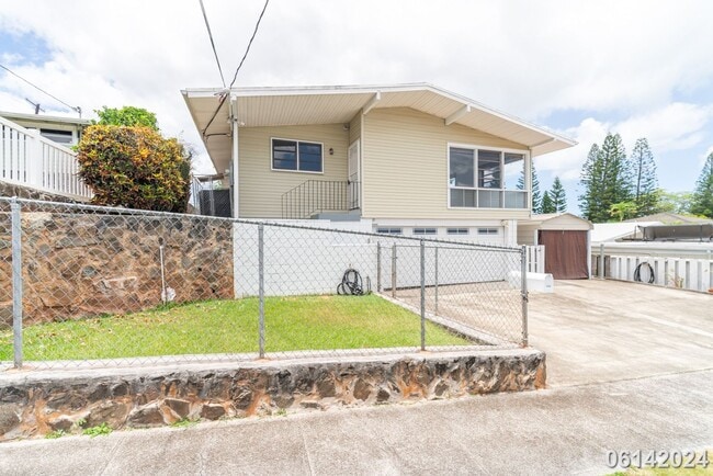 Photo - $2,600 / 1br - 1 BED 1 BATH DUPLEX (Honolulu)