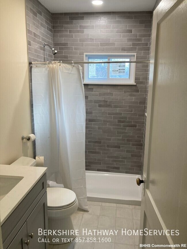 Photo - 38 Park Ave Unit 1