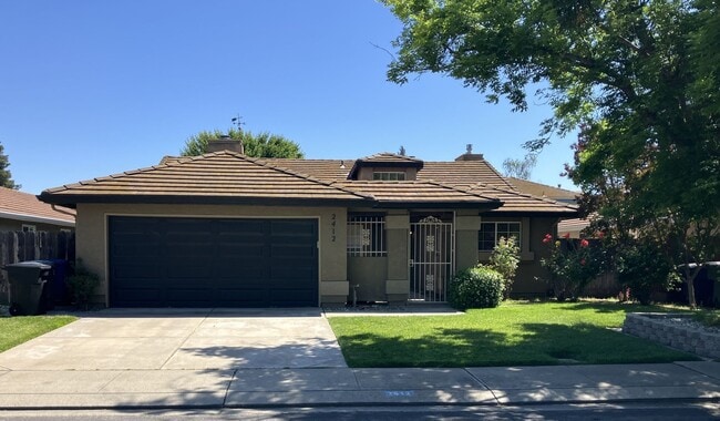 Building Photo - 2412 Alexia Way