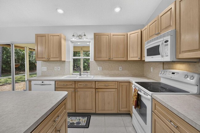 Photo - 12564 68th St N