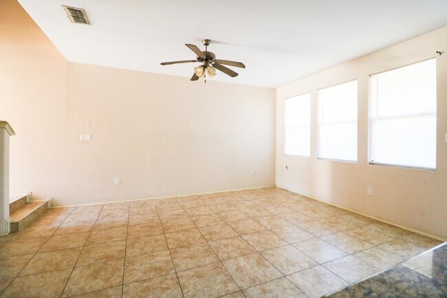 Photo - 9310 Albany Dr Unidad 17
