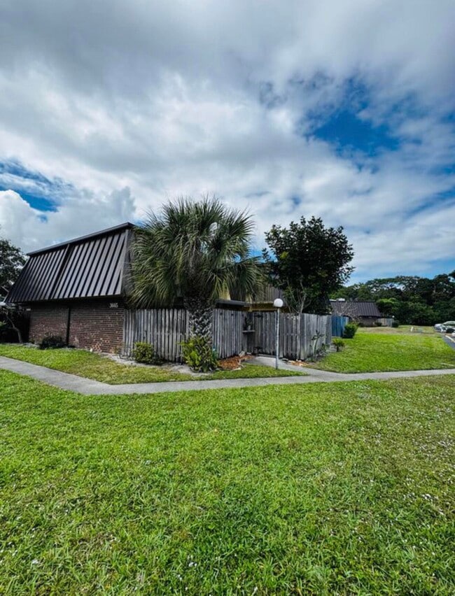 Building Photo - 3665 Silver Lace Ln