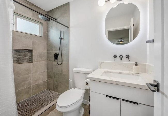 Photo - 527 Iliaina St