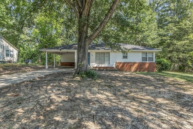 Building Photo - 800 Lydgate Rd Rental