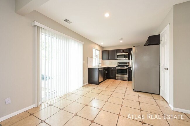 Photo - 5563 N Ensenada St