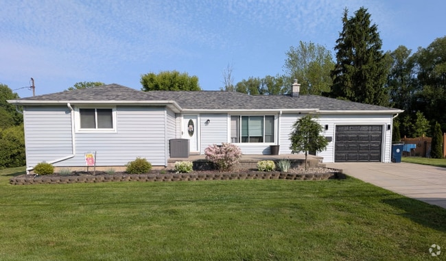 Building Photo - 355 Heim Rd Rental
