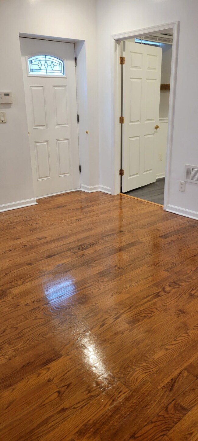 Photo - 1109 S 23rd St Unidad 1st floor