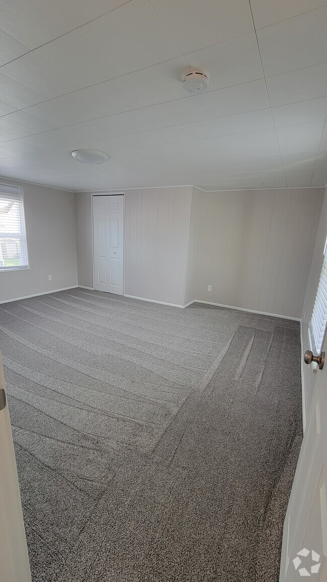 Building Photo - 310 Alexander Ave Rental
