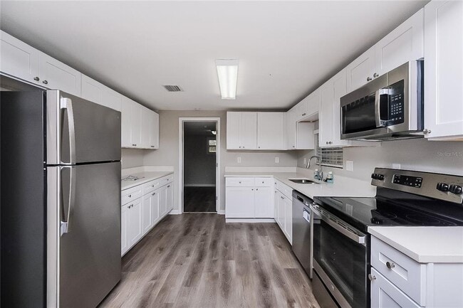 Photo - 7145 Pinewood Dr