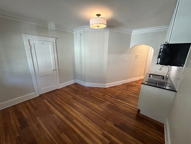 Photo - 22 Chiswick Rd Unit 5