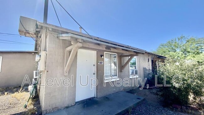 Photo - 4004 S Lundy Ave Apartment