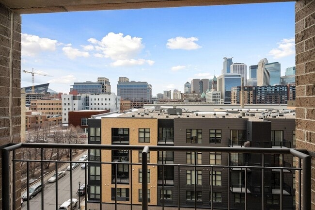Photo - 401 S 1st St