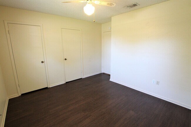 Photo - 2 Bedroom 1 Bath Duplex in West Tyler! Tour Today!