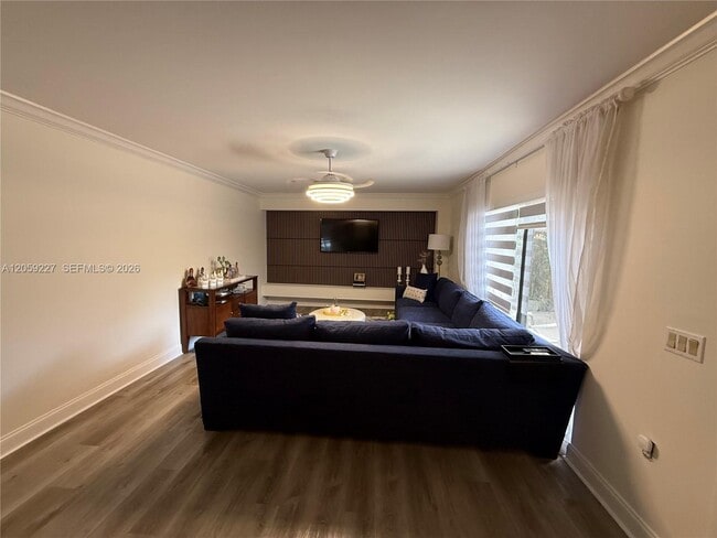 Photo - 731 Buttonwood Ln