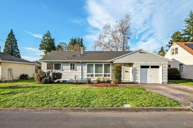 Photo - 330 E Jersey St