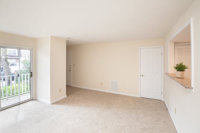 Photo - Lamberts Mill Village