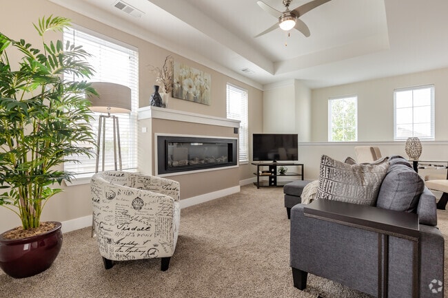 2BR, 1BR - Living