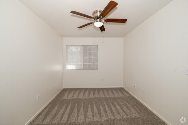 1BR, 1BA - 529SF - Bedroom - Carefree Senior (55+) Living at North Natomas