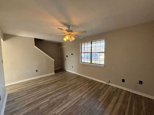 Photo - 5039 Popperdam Creek Dr