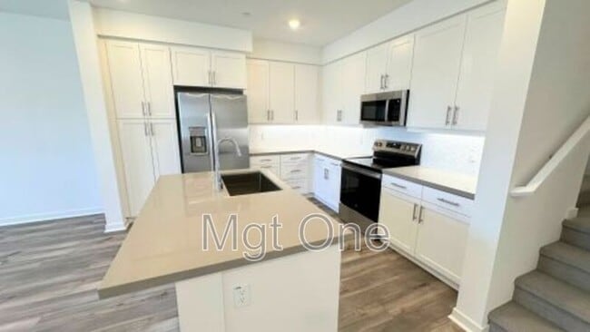 Photo - 6111 Victoria Wy Townhome