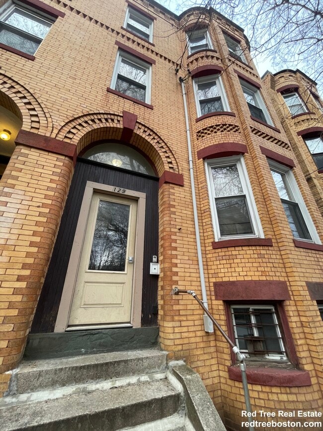 Photo - 129 Cedar St Unit 3