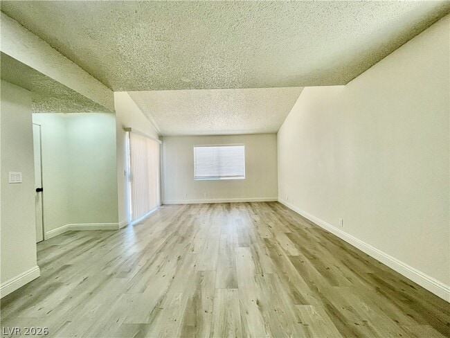 Photo - 5187 Greene Ln Unit B