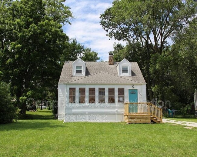 Building Photo - 7326 W Taft St