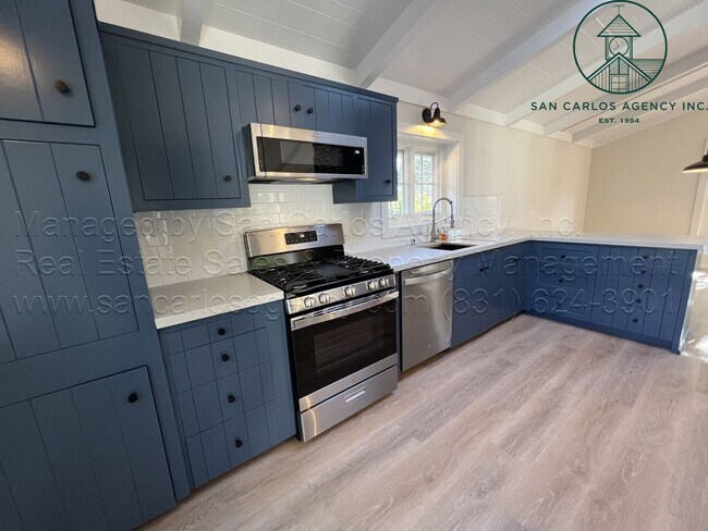 Photo - Newly Remodeled Three Bedroom Hatton Fields Home