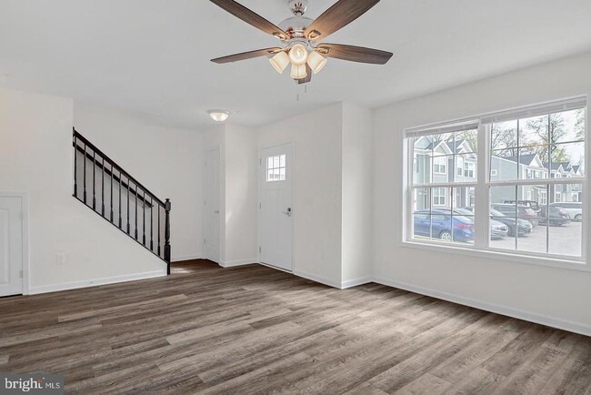 Photo - 132 Quincy Dr