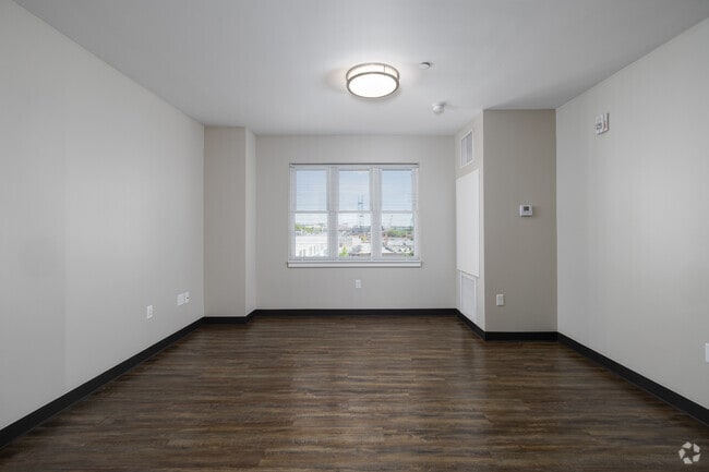2BR, 1.5BA - 890SF - Living Room