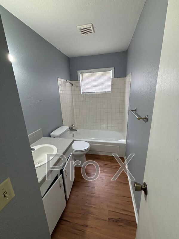8831 Country Club Dr