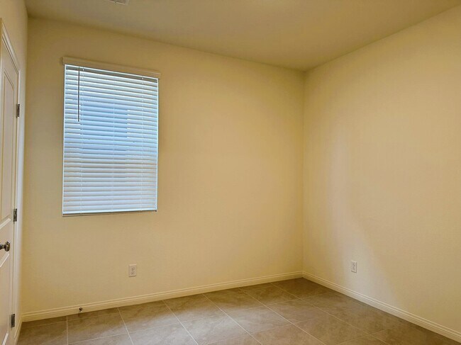 Photo - 7057 Dandelion Pk Ave