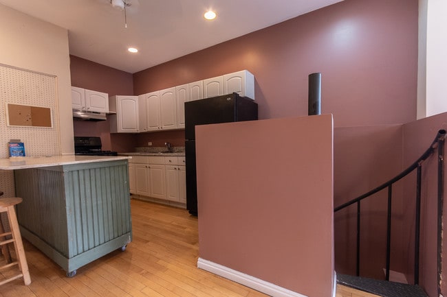 Photo - 3849 W School St Unit 1