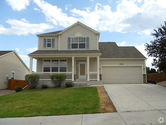 Building Photo - Stunning Home on Silver Glen