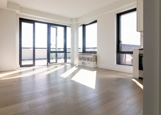 Photo - 635 4th Ave Unidad 1203