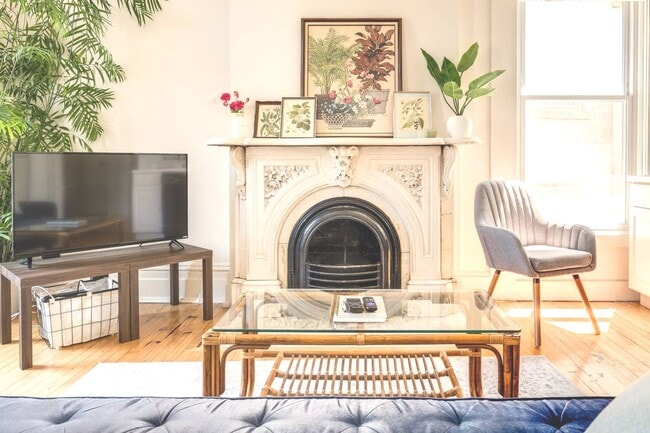 Building Photo - 1309 Cass