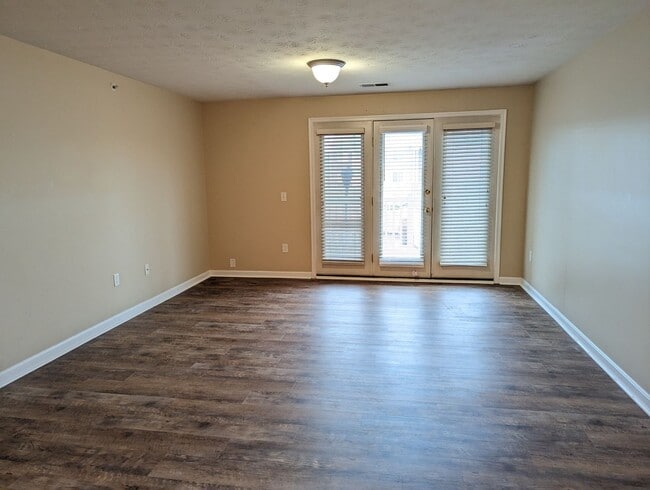 Photo - AVAILABLE SOON - Convenient 2 Bed/2 Full Bath Condo in Beavercreek! Unit 205