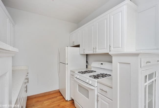 Photo - 650 Central Ave Unidad Studio