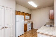1BR, 1BA - 760SF Kitchen